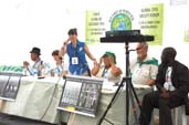 Forum Global da Sociedade Civil- Semente suicida. Da esq. para a dir.: Lorenzo Muelas da Colombia, Hope Shand Grupo ETC US, Silvia Ribeiro Campanha Ban Terminator M�xico, Franciaca Rodriguez ANAMURI Via Campesina Chile, Paul Nicholson Pa�s Basco Via Campesina e Clement Chipakolo. �frica Biodiversity Network- Pelum Z�mbia.